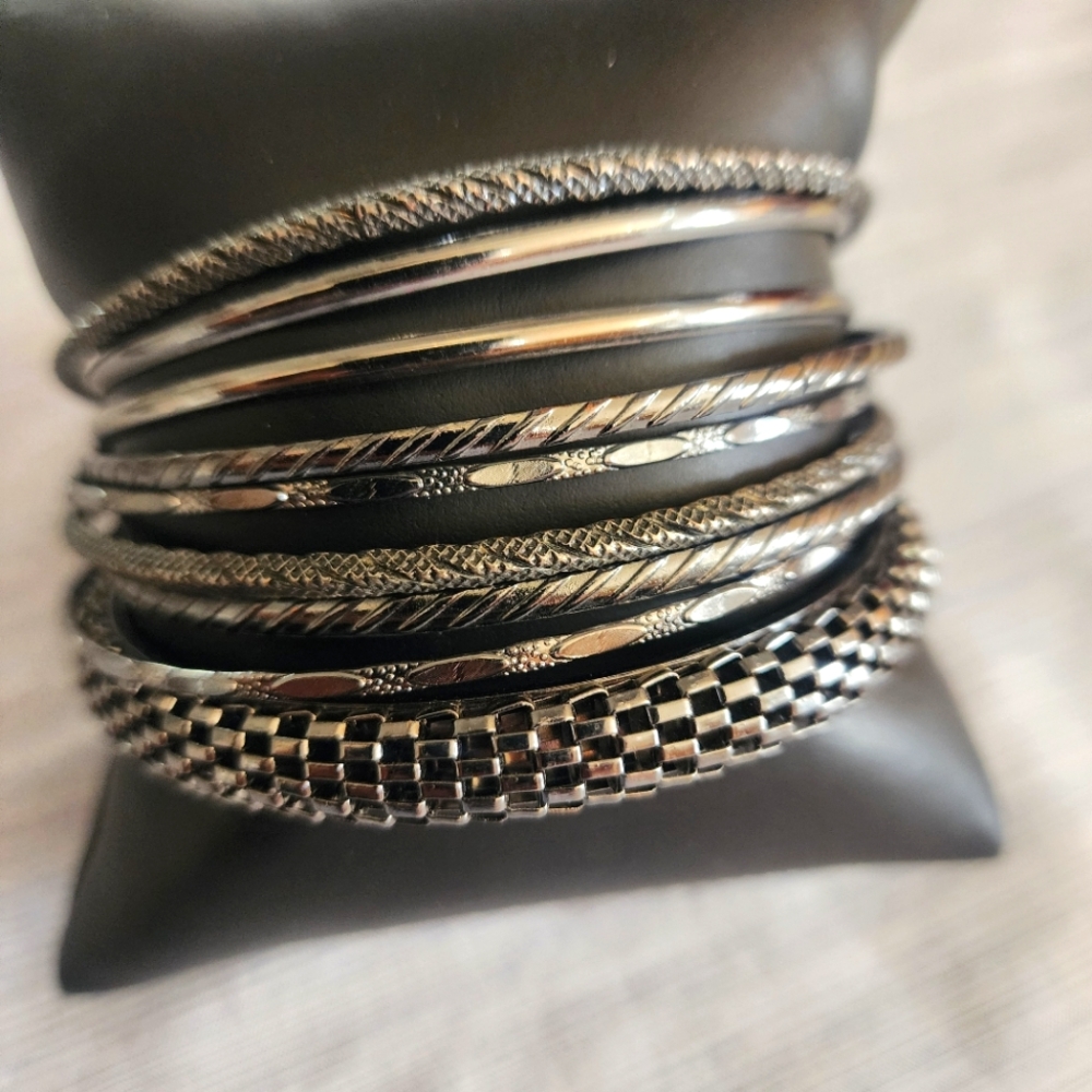 Elegant Charcoal Grey 9 Piece Bangle Set